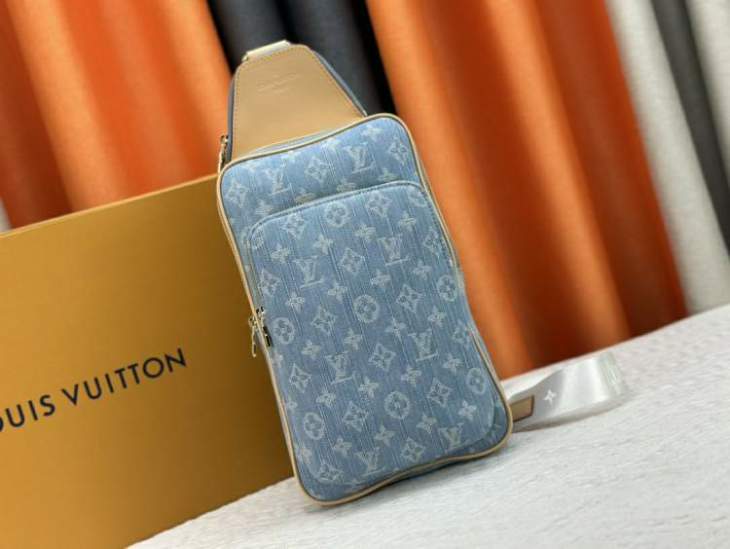 Picture of Louis Vuitton Mens Bags _SKUfw178152849fw